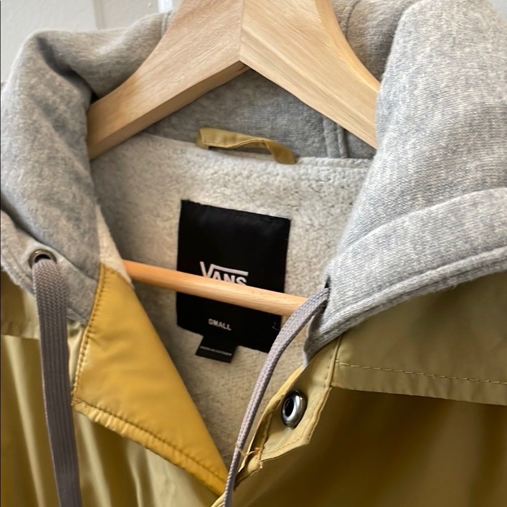 Vans Tan Windbreaker with Gray Hood - Picture 3 of 8